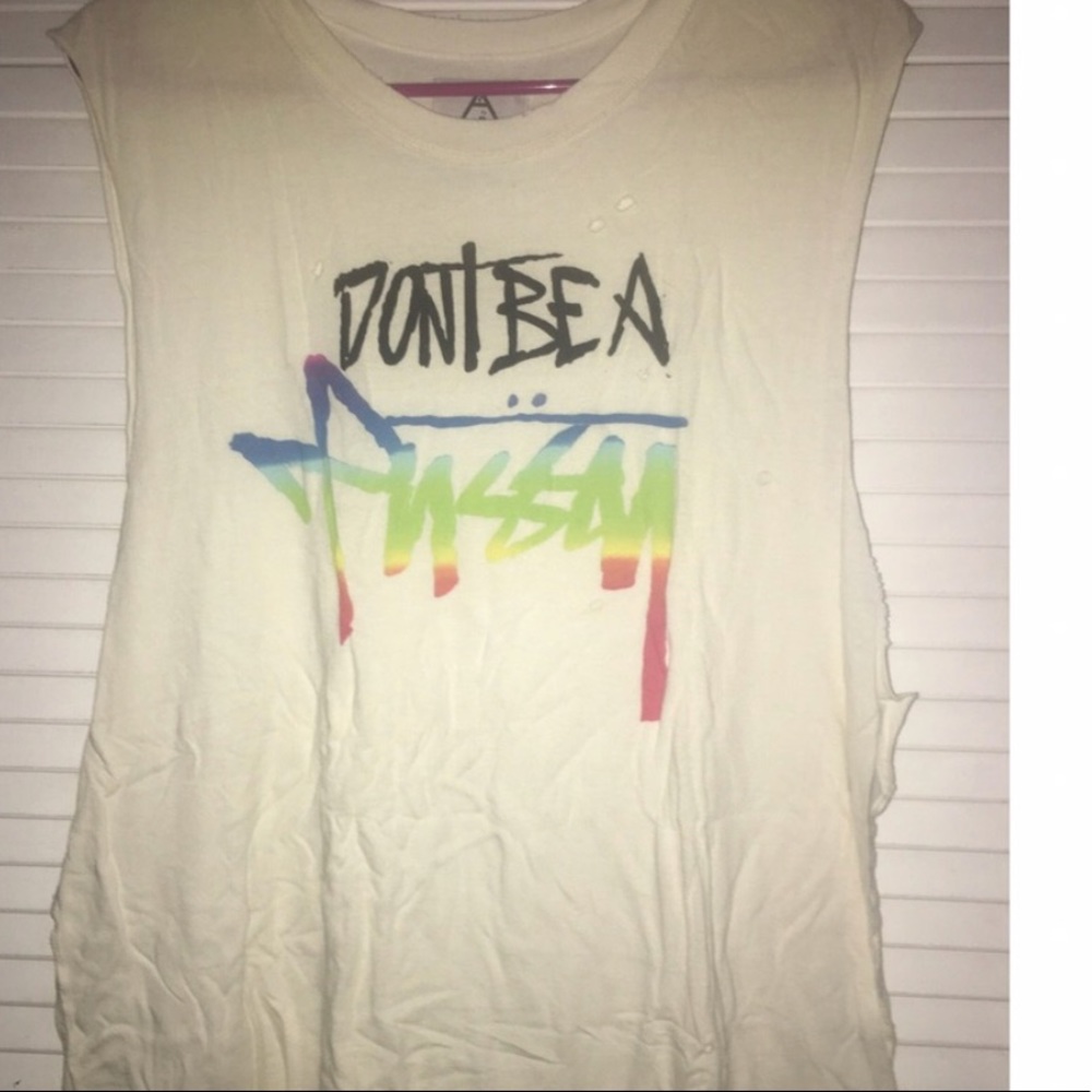 UNIF tee